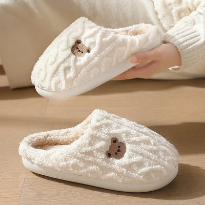 LUORA – Björnmys Tofflor